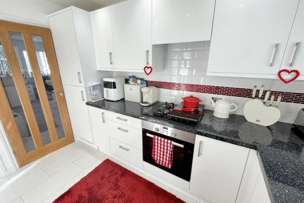 Additional image 10 of Castledean