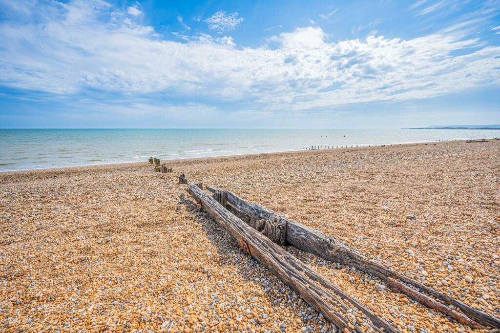 Additional image 31 of Coast Road, Pevensey Bay