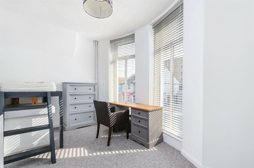 Additional image 21 of London Road