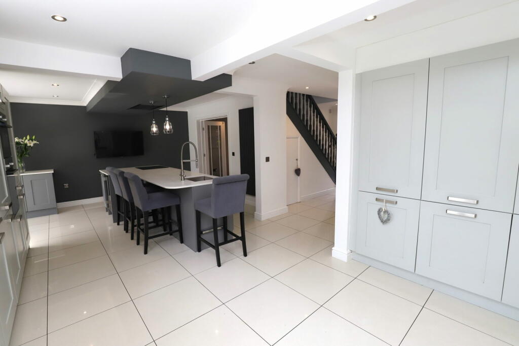 Additional image 8 of Willow Close, Bury