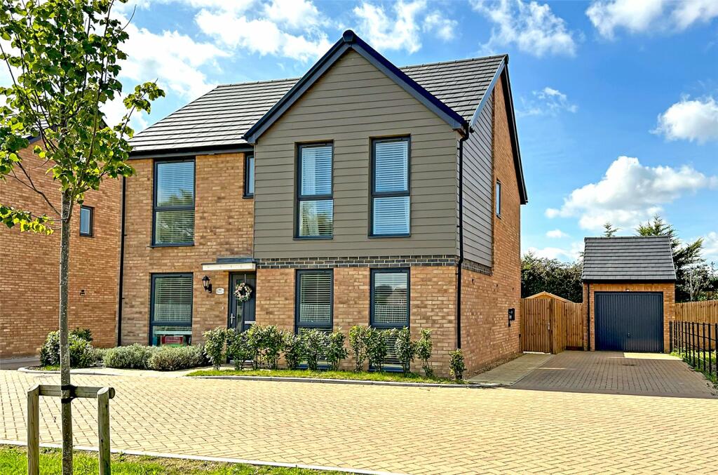 Kenney Drive, Littlehampton, West Sussex