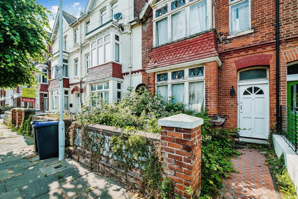 Additional image 11 of Warwick Gardens, Worthing, BN11