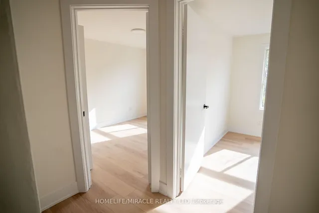 Additional image 15 of 42 Eden Park Dr