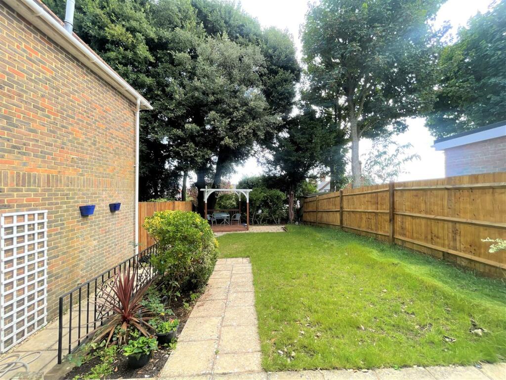 Additional image 21 of Beachy Head Road, Eastbourne, BN20 7QP