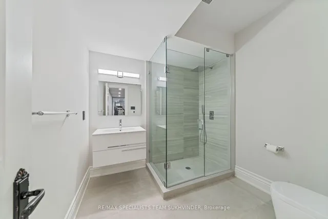 Additional image 37 of 4 Grafton Cres