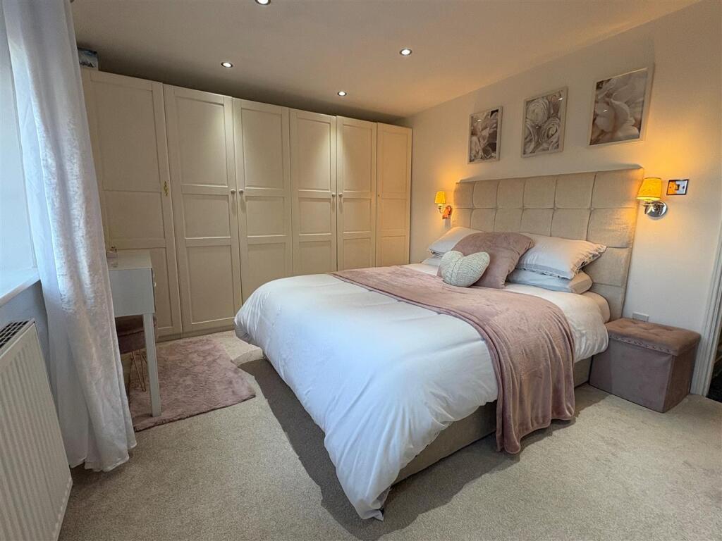 Additional image 7 of Carr House Gate, Wyke, Bradford