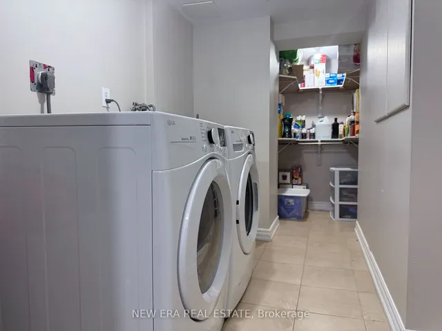 Additional image 25 of 1015 Windbrook Grve