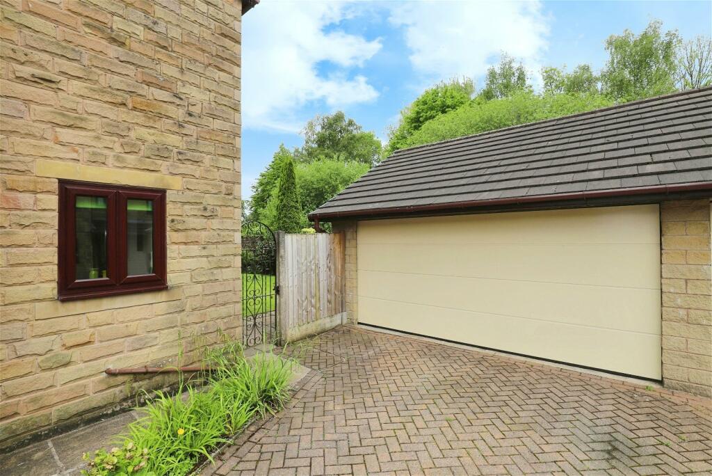 Additional image 31 of Sleaford Close, Bury