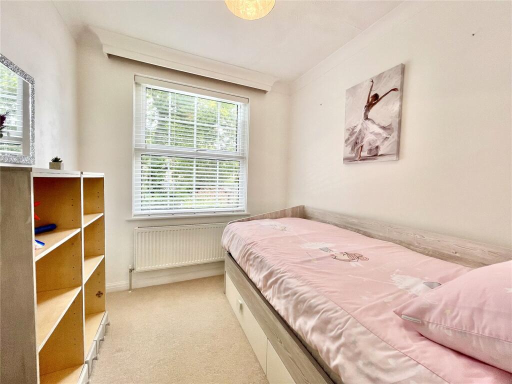 Additional image 15 of Oakwood Road, Highcliffe On Sea, Christchurch, Dorset, BH23
