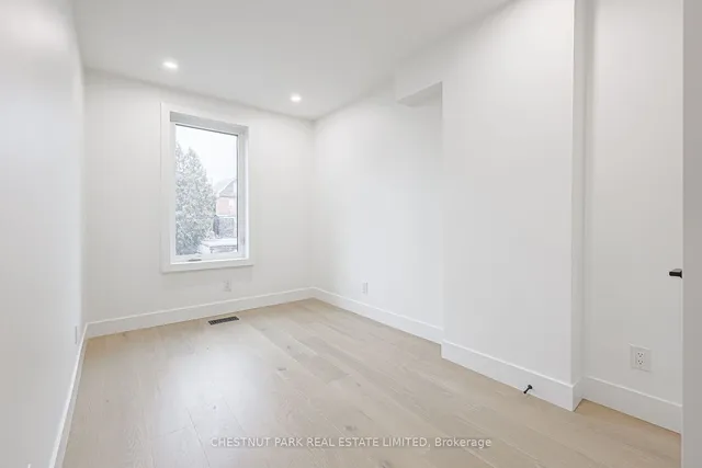 Additional image 24 of 212 Victor Ave