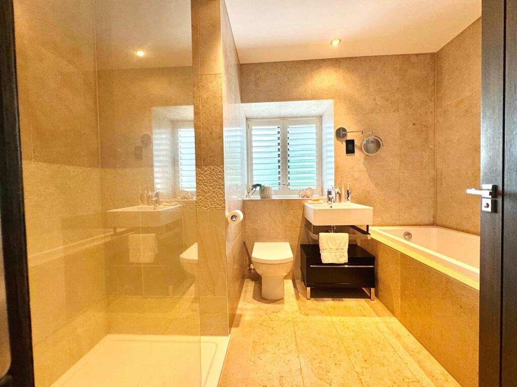 Additional image 27 of Oak Cottage, Top O'th Knotts Farm, off Tottington Rd, Harwood BL2