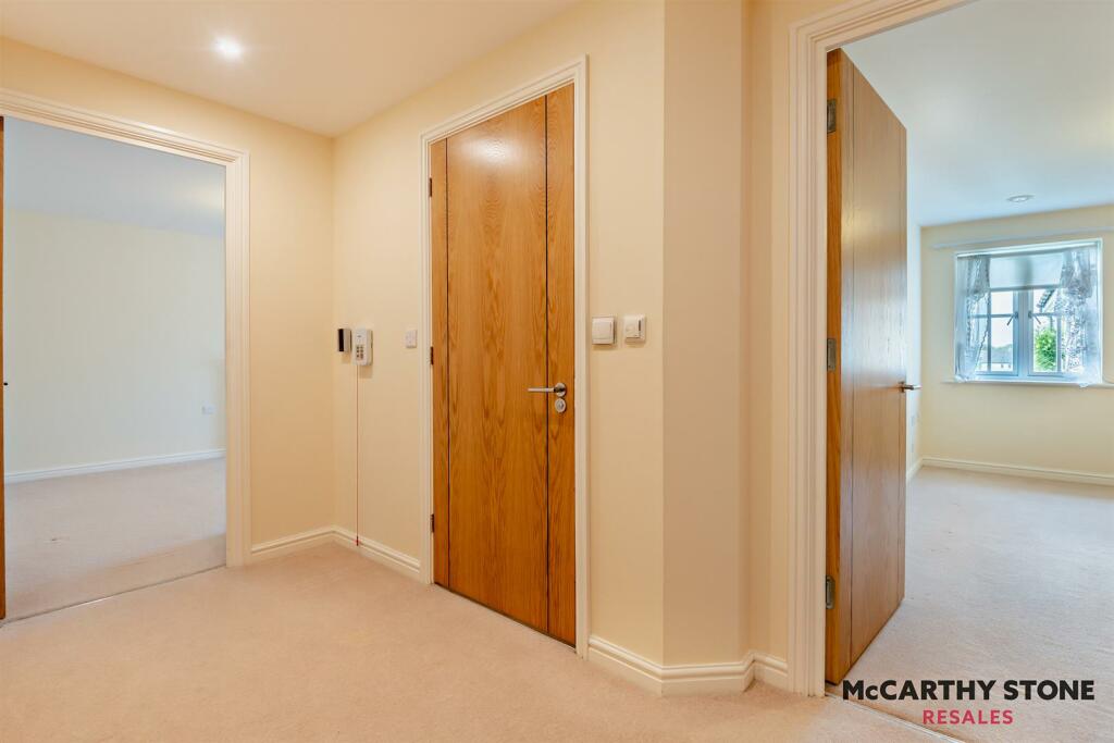 Additional image 11 of Cornmantle Court, Parsonage Barn Lane, Ringwood, Hampshire, BH24  1WJ