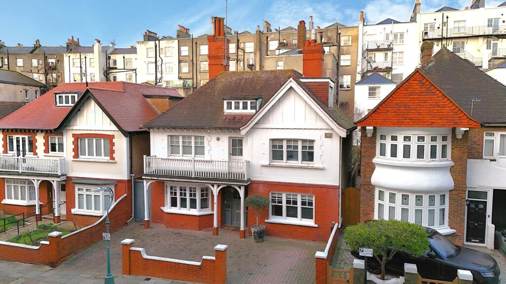 Additional image 25 of Holland Rd by the Sea