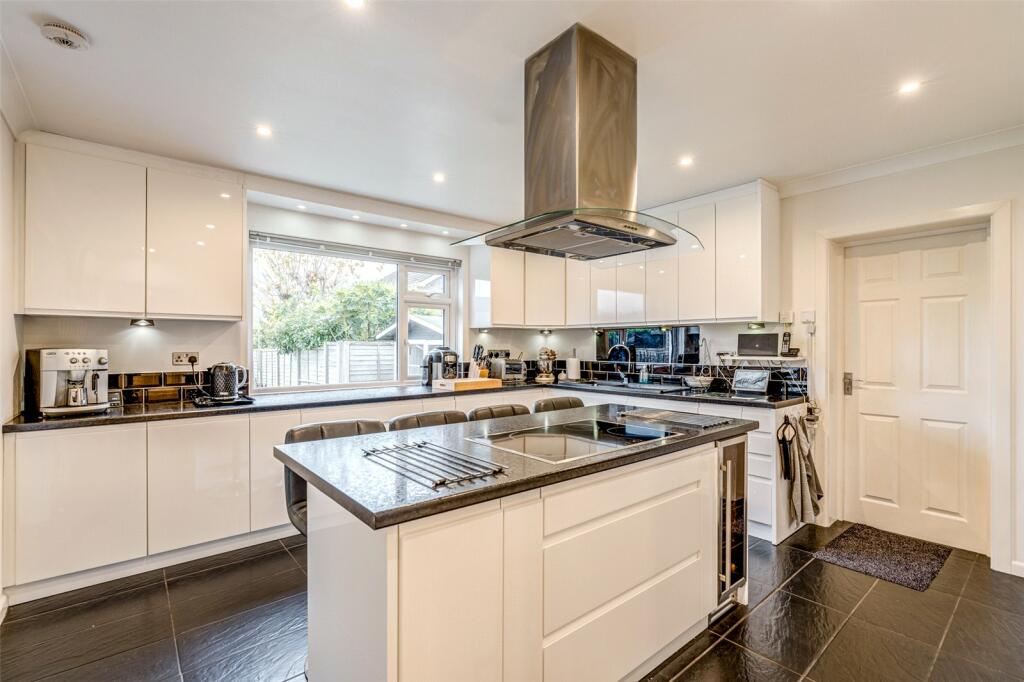 Additional image 16 of Lime Tree Avenue, Findon Valley, Worthing, West Sussex, BN14