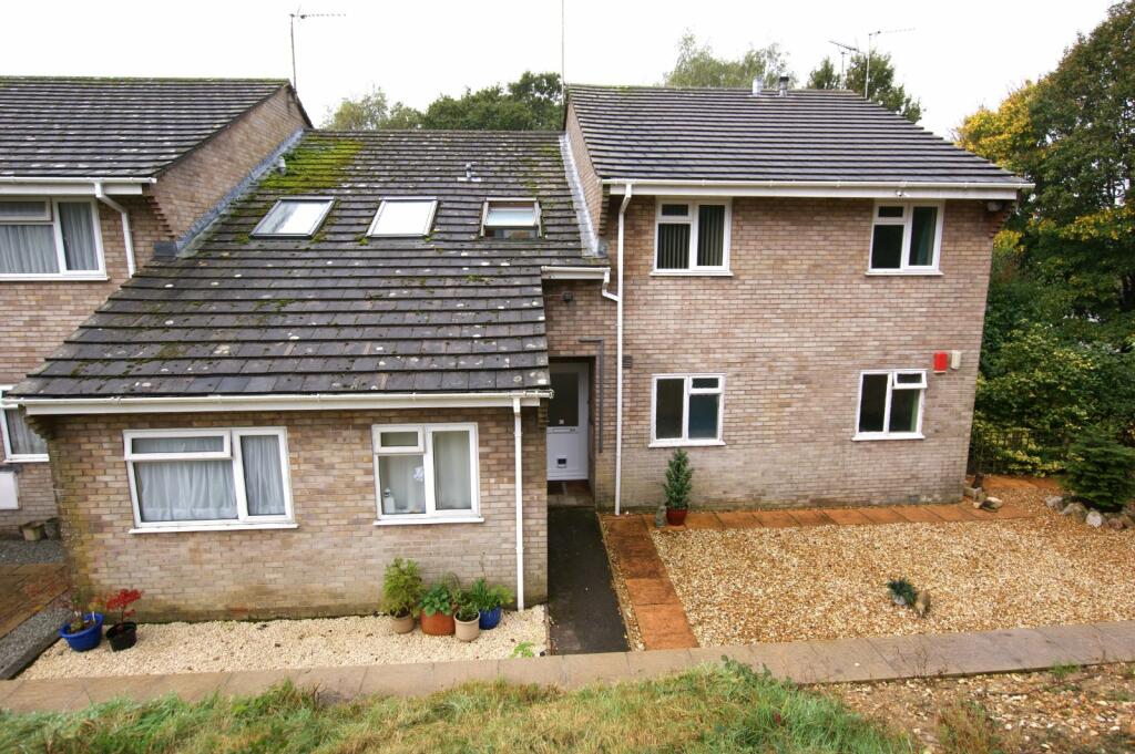 Laurel Close, Corfe Mullen, Wimborne, Dorset, BH21
