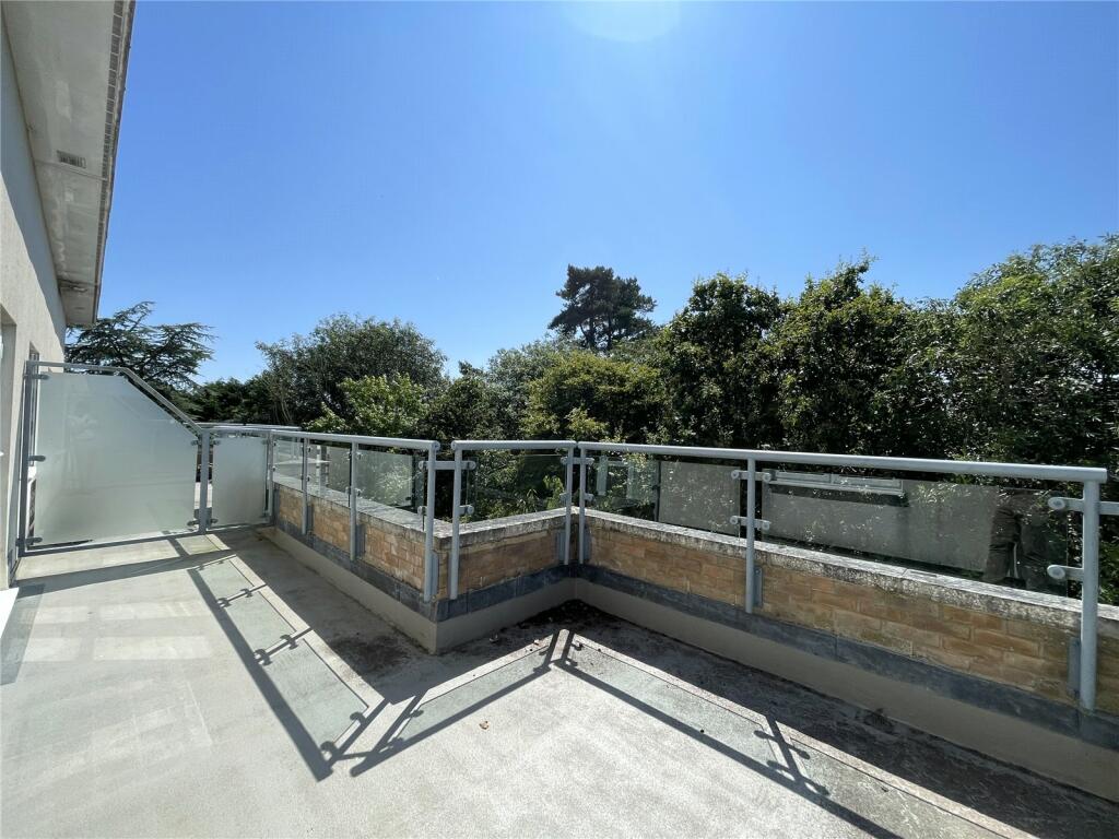 Additional image 3 of Wortley Road, Highcliffe On Sea, Christchurch, Dorset, BH23