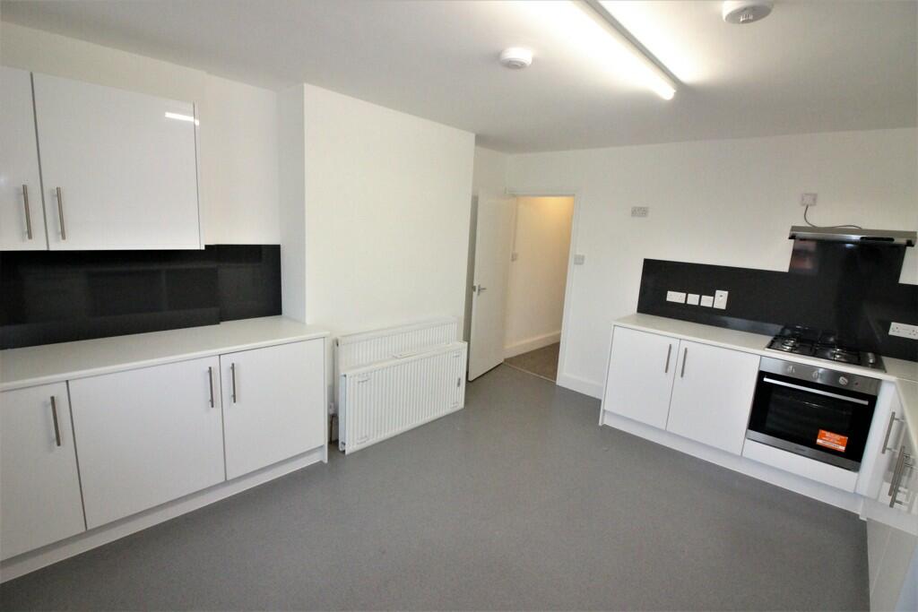 Additional image 4 of 16 Southbourne Grove, Bournemouth, Dorset