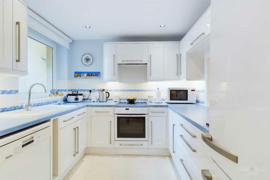 Additional image 3 of South Cliff Tower, Meads