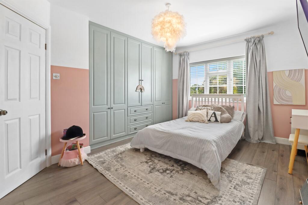 Additional image 13 of London Road, Hailsham