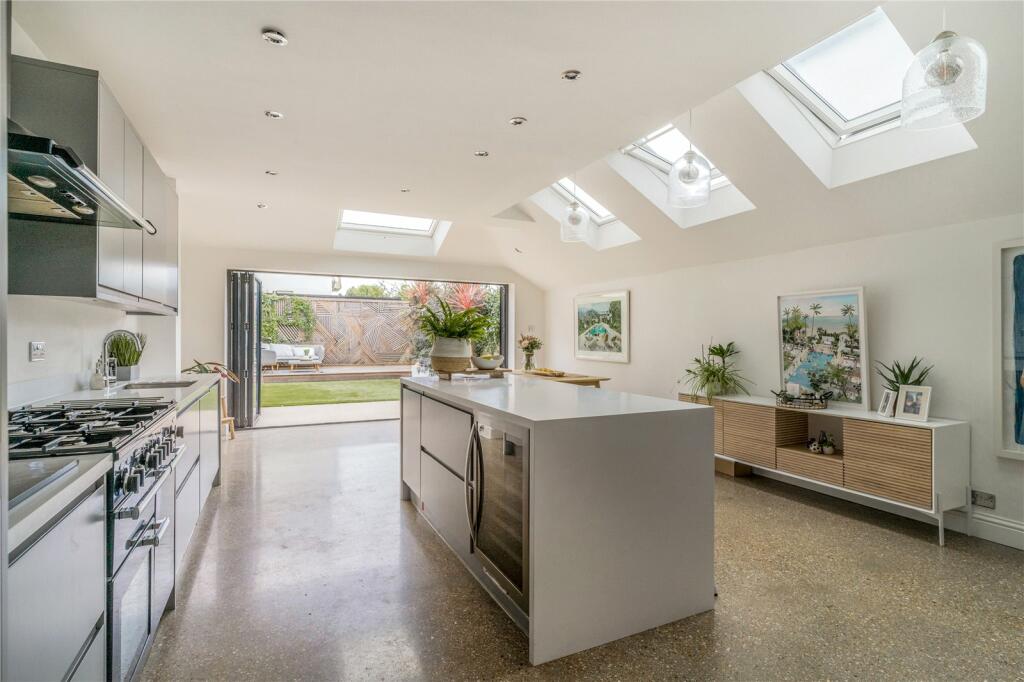 Additional image 4 of Fonthill Road, Hove, East Sussex, BN3