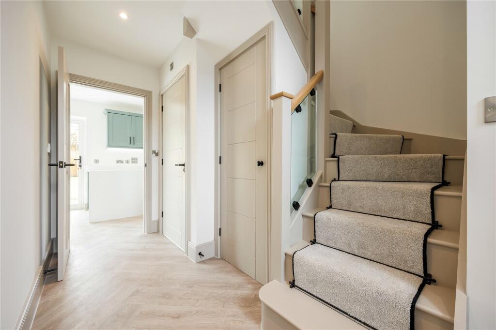 Additional image 8 of Oaks Drive, Ringwood, Hampshire, BH24