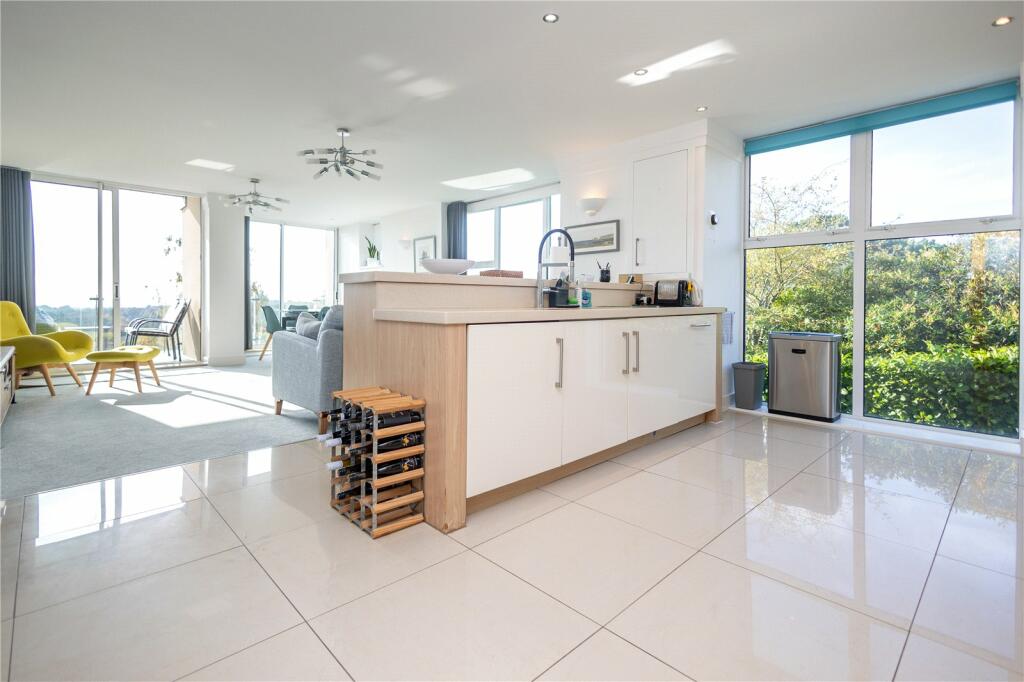 Additional image 11 of Panorama, Alipore Close, Lower Parkstone, Poole, Dorset, BH14