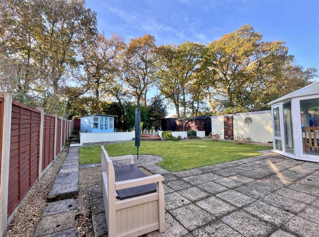 Additional image 13 of Woodlinken Close, Verwood, Dorset, BH31