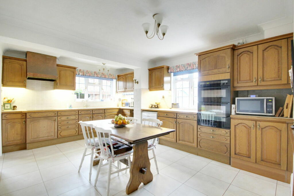 Additional image 32 of Foxley Lane, High Salvington, Worthing BN13 3AB