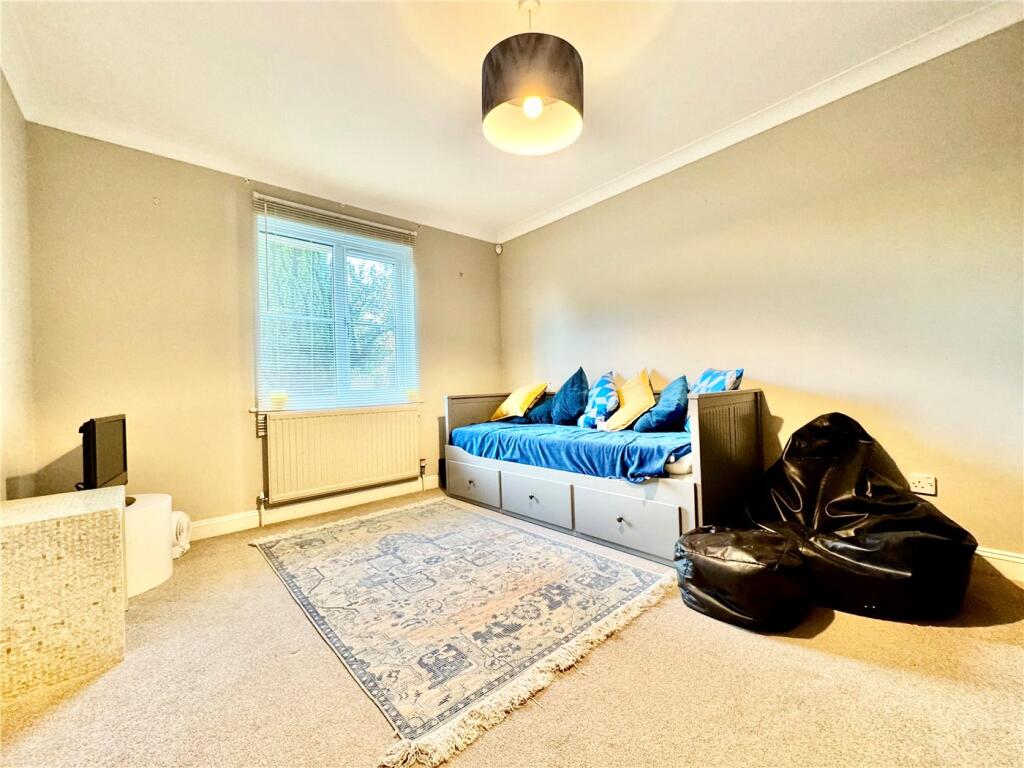 Additional image 6 of Cheyne Gardens, Bournemouth, Dorset, BH4