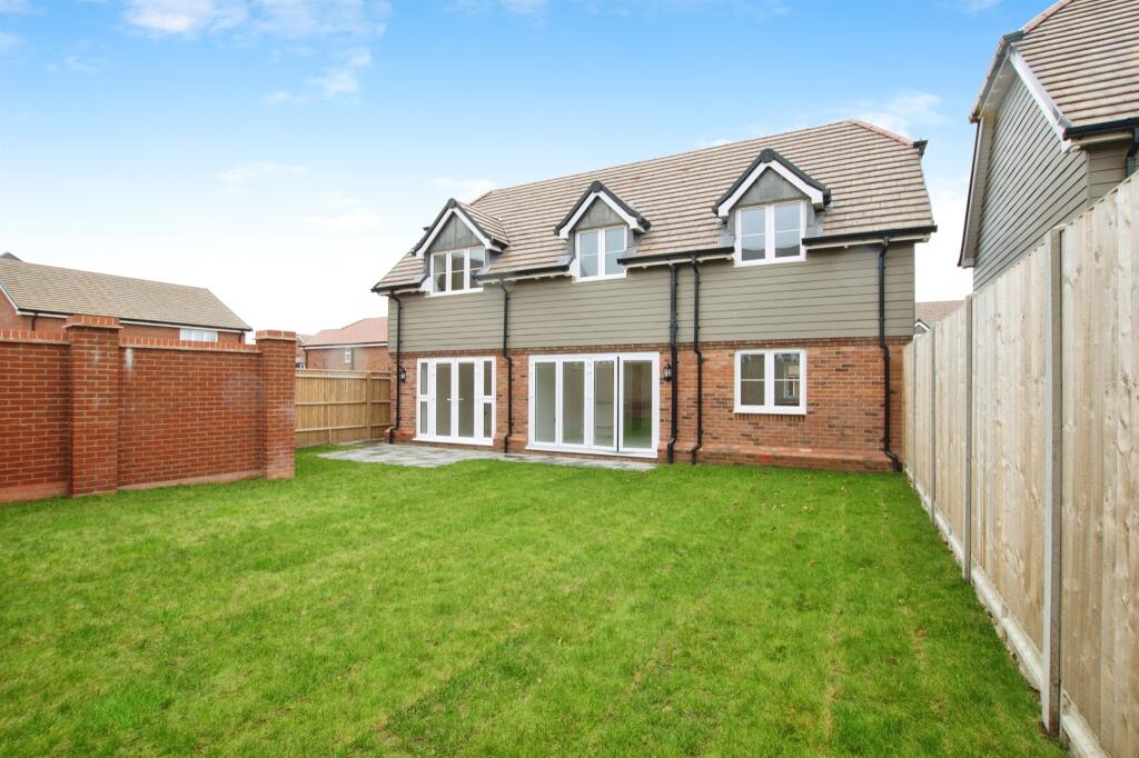 Additional image 35 of Edmondsham Road, Verwood
