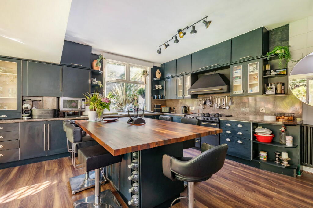 Additional image 25 of Warren Road, Worthing, West Sussex BN14 9QX