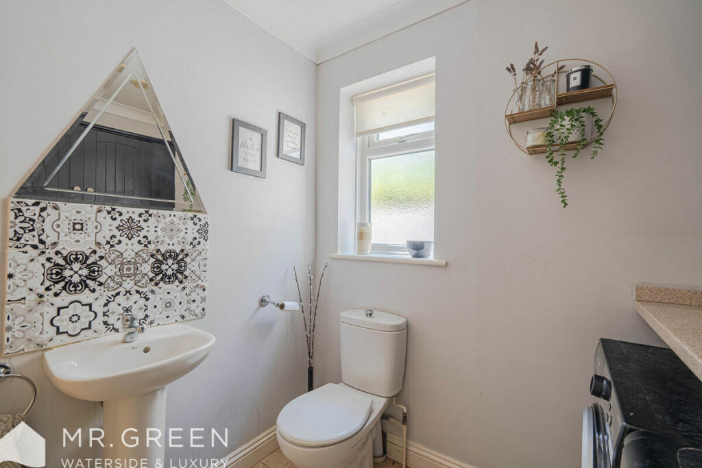 Additional image 8 of Warren Edge Close, Hengistbury Head, Southbourne, Bournemouth, BH6 4AY