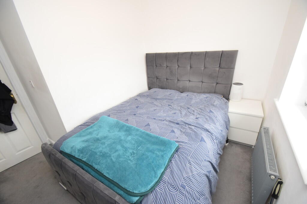 Additional image 10 of Burghley Walk, Shipley