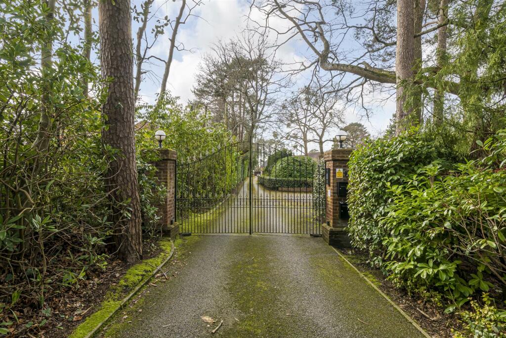 Additional image 18 of Woodside Road, Ferndown