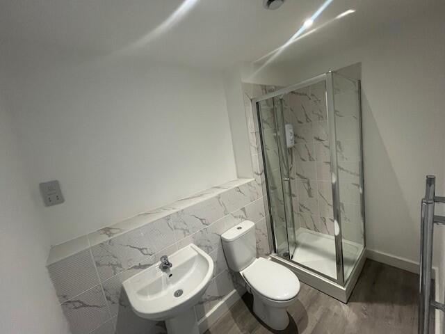 Additional image 13 of Bingley road