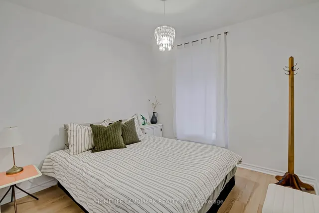 Additional image 20 of 251 Withrow Ave