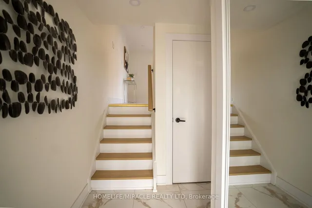 Additional image 3 of 42 Eden Park Dr