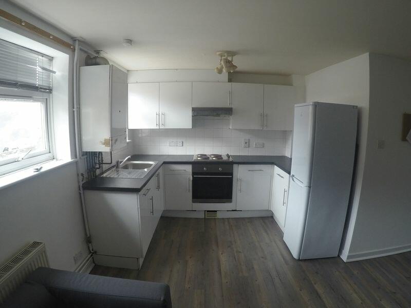 Additional image 3 of AVAILABLE SEPTEMBER 2025 - 4 double Bedroom Student Flat -Winton