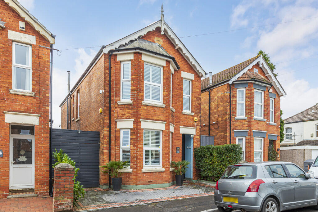 Additional image 24 of Madison Avenue, Bournemouth, BH1 4NU