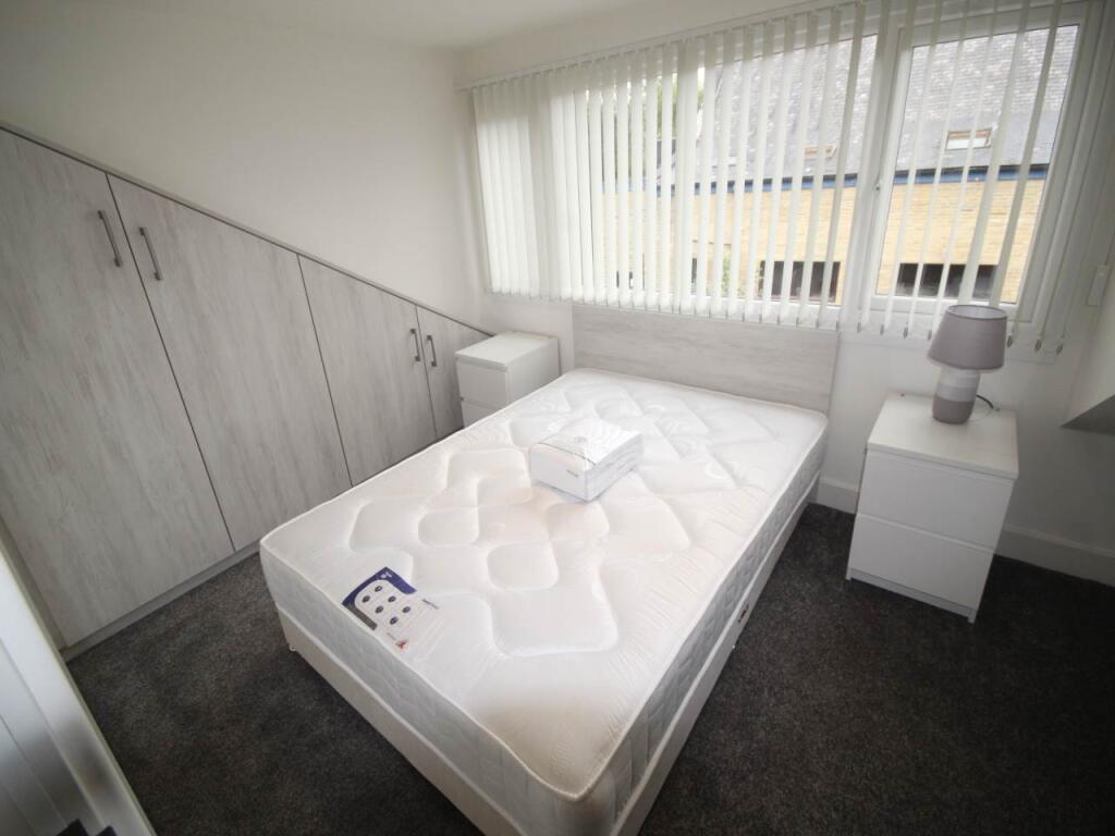 Additional image 14 of Primrose Hill, Great Horton,