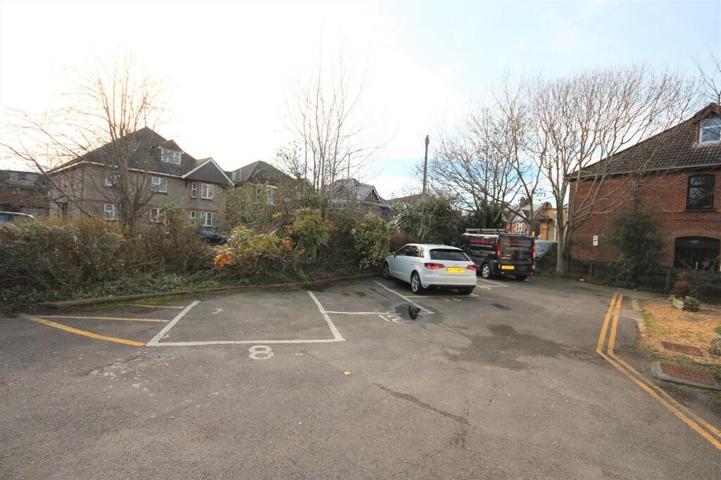 Additional image 11 of Richmond Park Road, Bournemouth