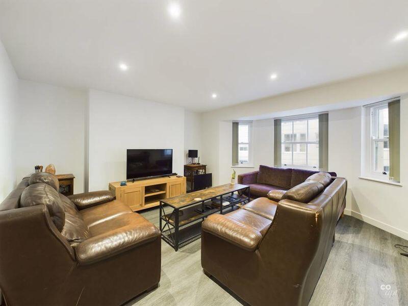 Additional image 5 of Cross Street, Hove