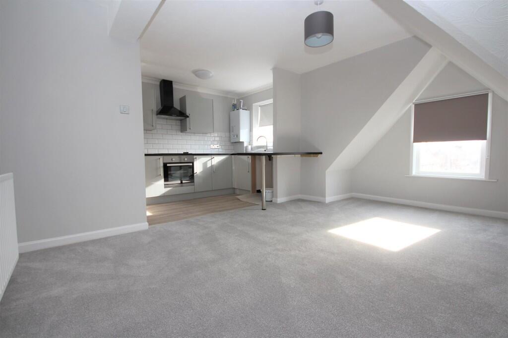 Additional image 4 of Richmond Park Road, Bournemouth