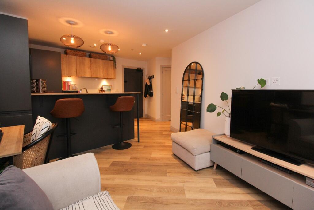 Additional image 3 of The Cosmopolitan, Commercial Road, Poole