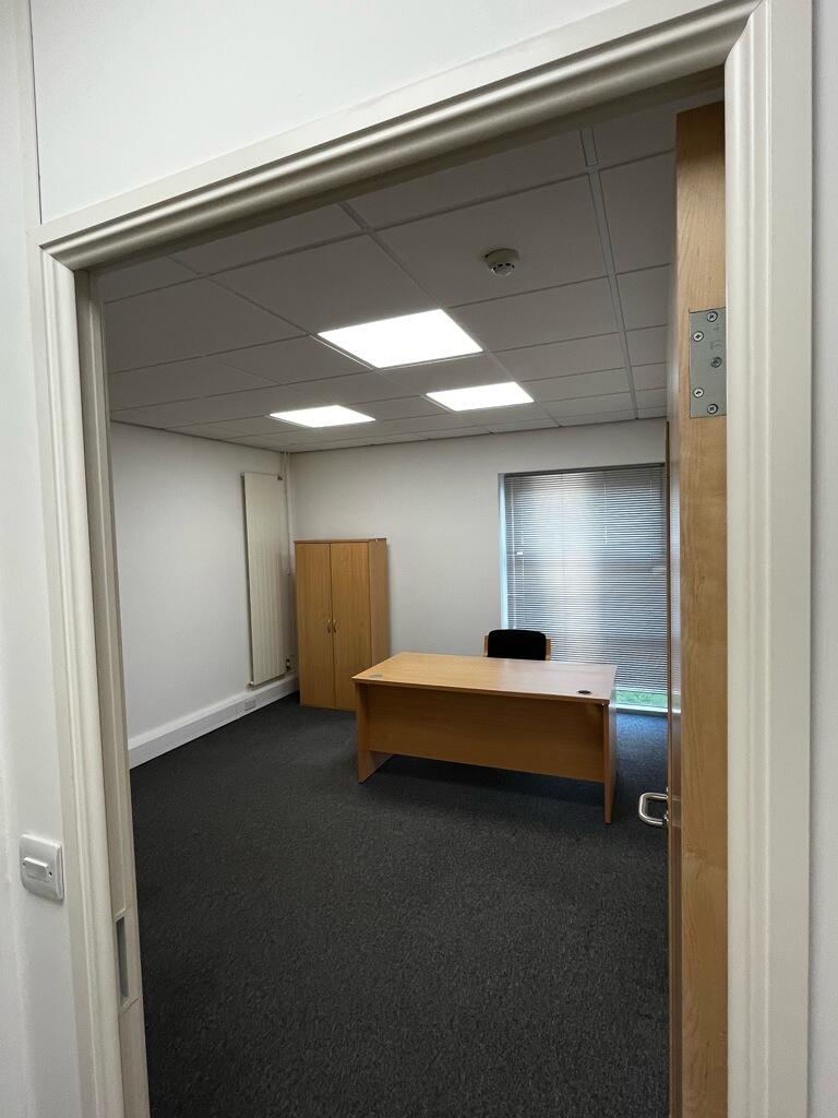 Additional image 4 of Unit 03 Basepoint Business Centre, Bournemouth International Airport, Aviation Park West, Hurn, Christchurch, Dorset