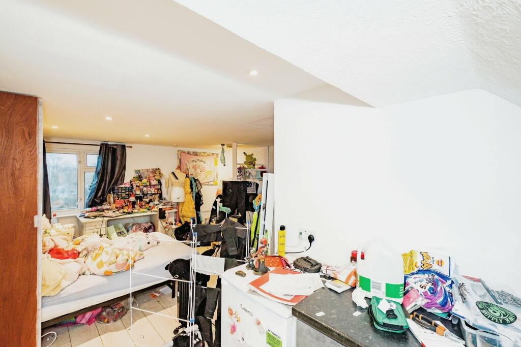 Additional image 5 of Pavilion Road, Worthing, BN14