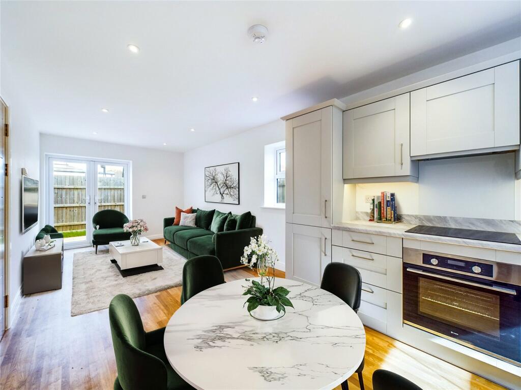 Additional image 17 of Clarendon Road, Christchurch, Dorset, BH23