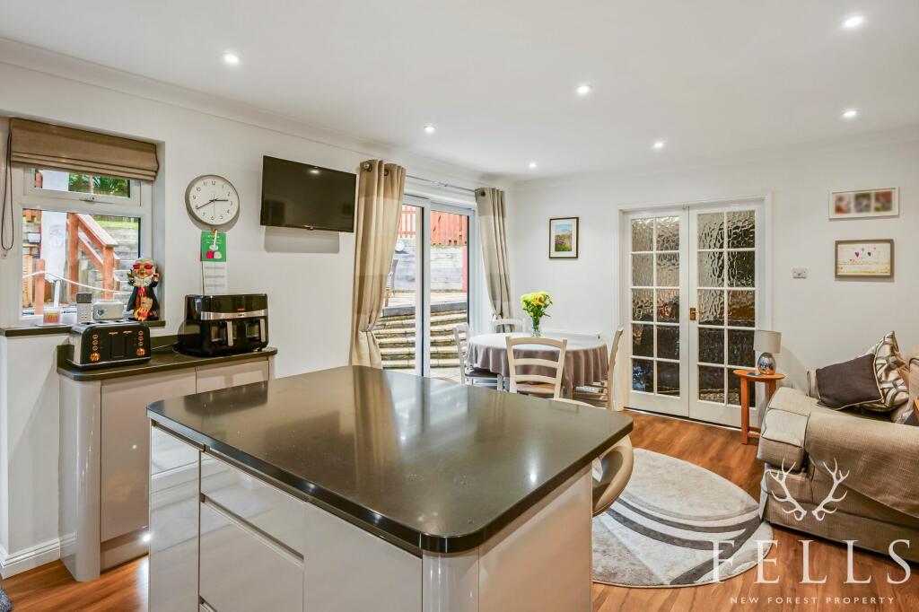 Additional image 6 of Egmont Close, Avon Castle, Ringwood