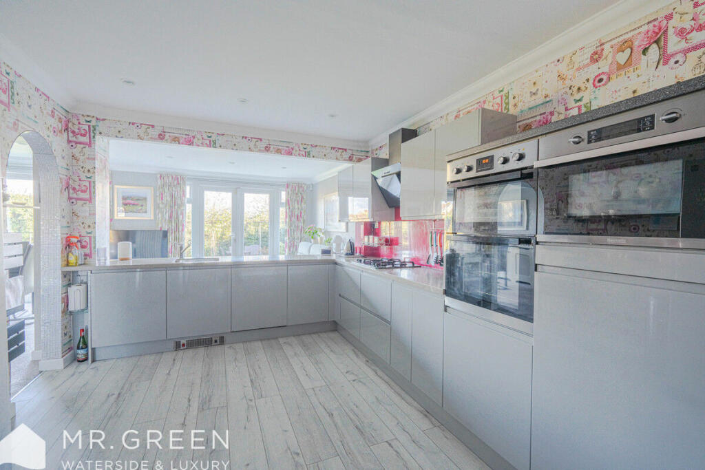 Additional image 9 of Thornbury Road, Hengistbury Head, Southbourne, BH6 4HU