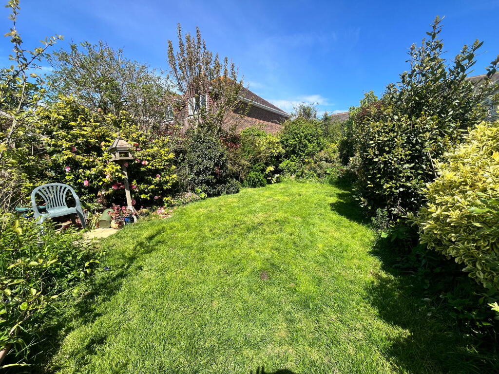 Additional image 20 of Oval Waye, South Ferring, West Sussex, BN12